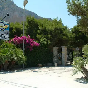 4* Campeggio Village La Pineta